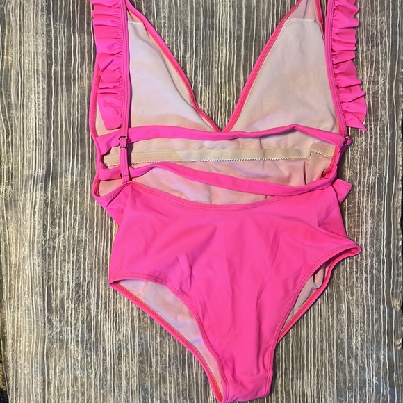 Barbie Pink Suit - Picture 3 of 4